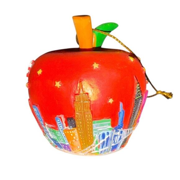 New York City Big Apple Ornament Statue of Liberty Skyline Red Tourist Souvenir - Picture 6 of 7